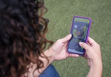 Inicio de la página web de la Ventanilla Única de Servicios visto desde un celular - Foto: Felipe Rocha © Consorcio Circulemos Digital, 2023 