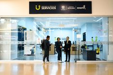 Ingreso a la sede de la Ventanilla Única de Servicios en el Centro Comercial Gran Plaza Ensueño, localidad de Ciudad Bolívar- Foto: Valentina Bachiller © Consorcio Circulemos Digital, 2026