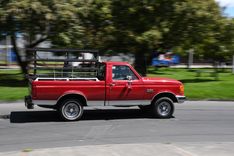 Vehículo particular transitando por las vías de Bogotá - Foto: Felipe Rocha © Consorcio Circulemos Digital, 2024